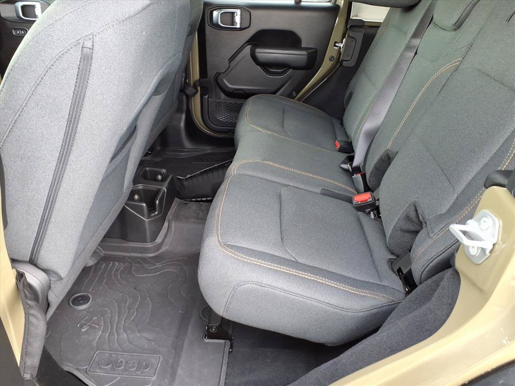Used 2025 Jeep Wrangler Unlimited Sport AWD/4WD image 6