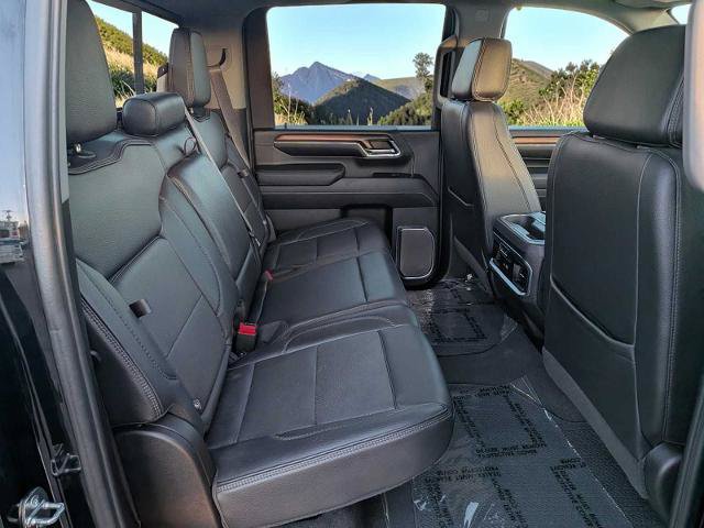 Used 2024 GMC Sierra 2500 Denali w/ Technology Package AWD/4WD image 15