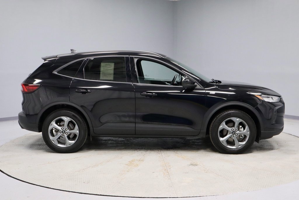 Certified 2025 Ford Escape ST-Line Elite w/ Tech Pack #1 image 6