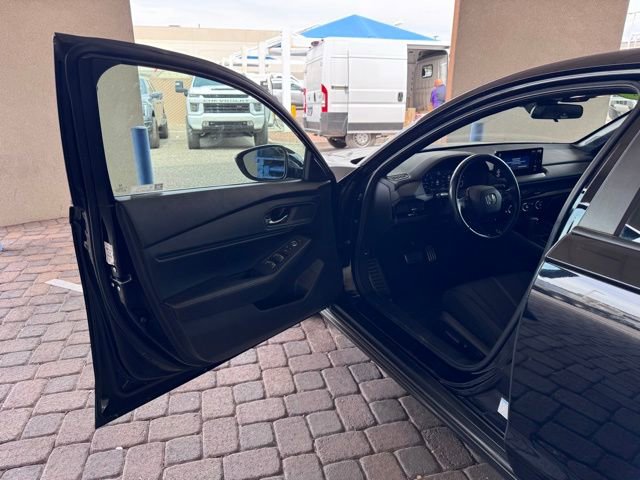 Used 2023 Honda Accord Sport image 10