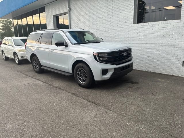Certified 2025 Ford Expedition Active RWD image 39