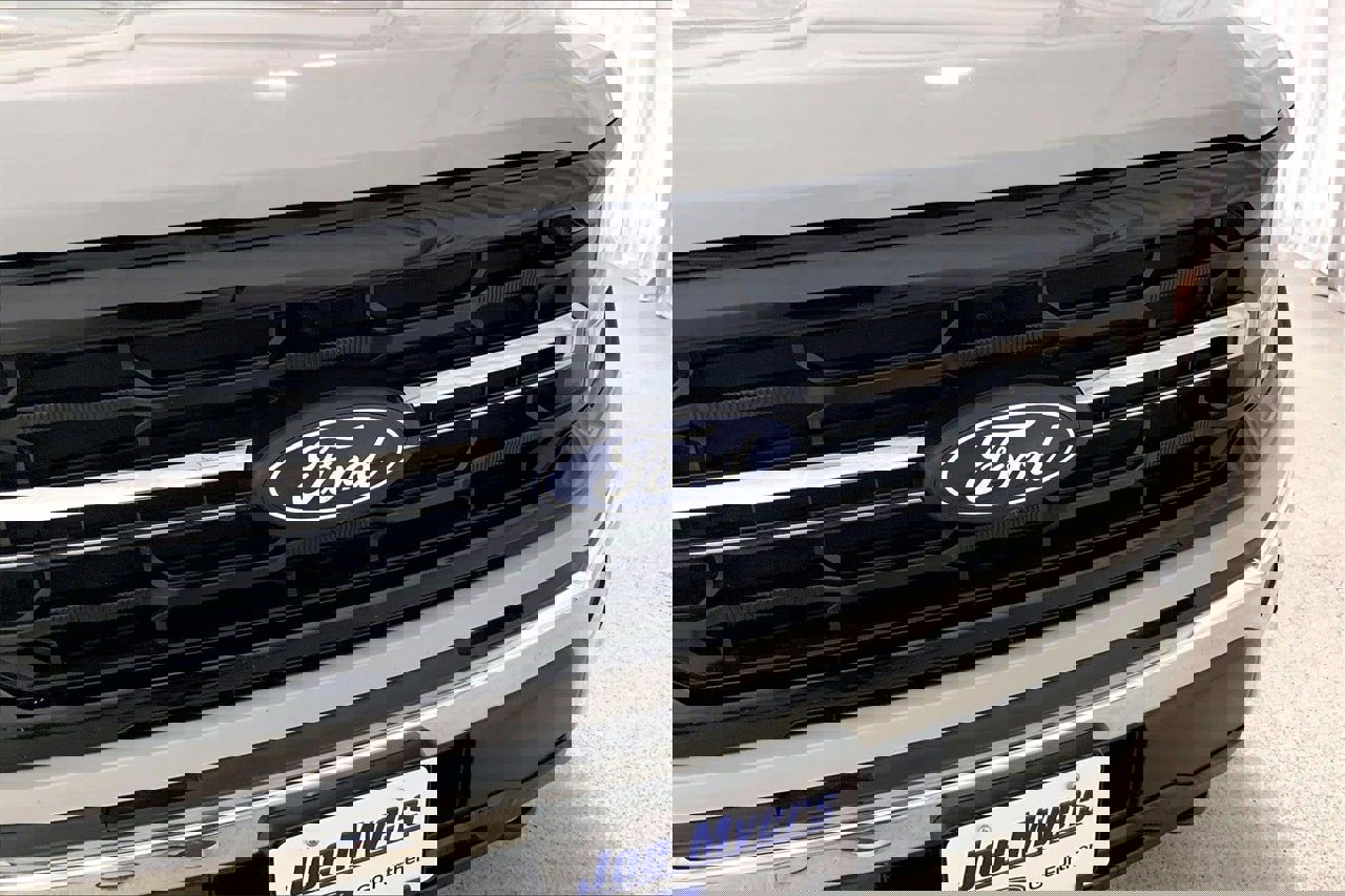 Certified 2024 Ford F150 XLT w/ Mobile Office Package image 30