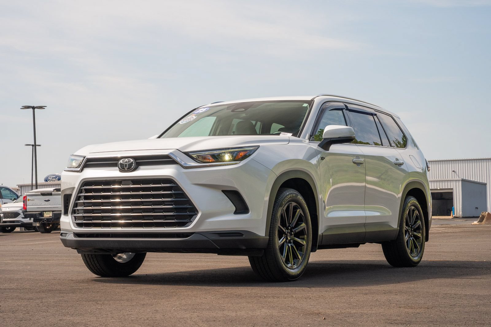Used 2025 Toyota Grand Highlander FWD image 5