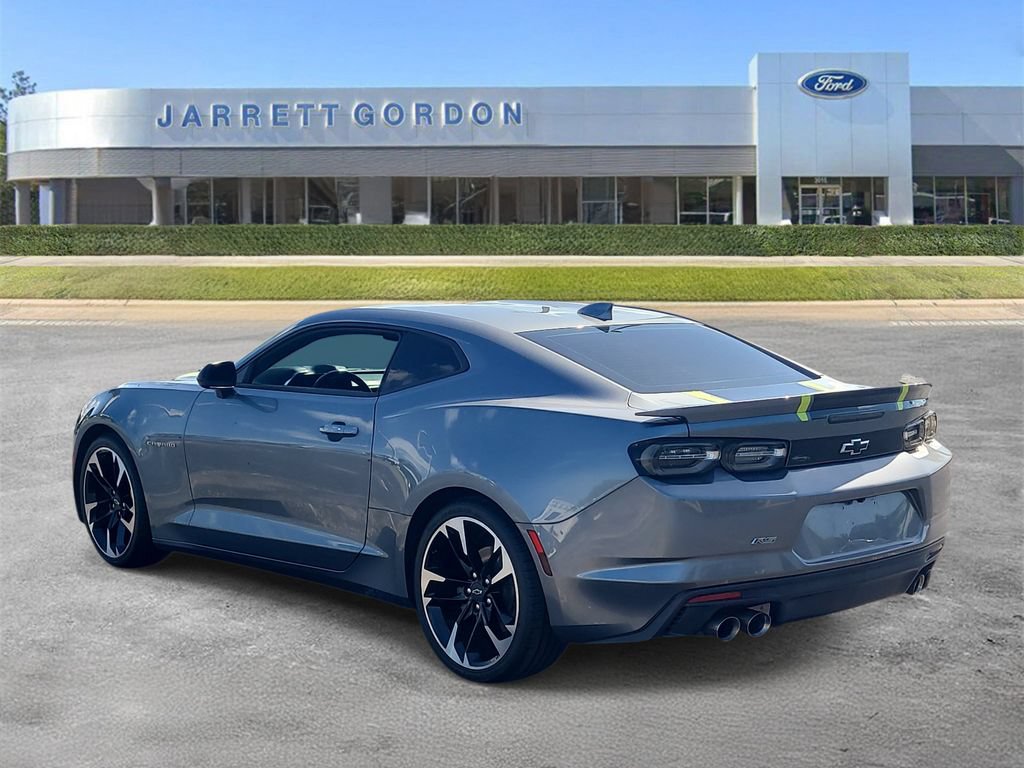 Used 2020 Chevrolet Camaro LT RWD image 3
