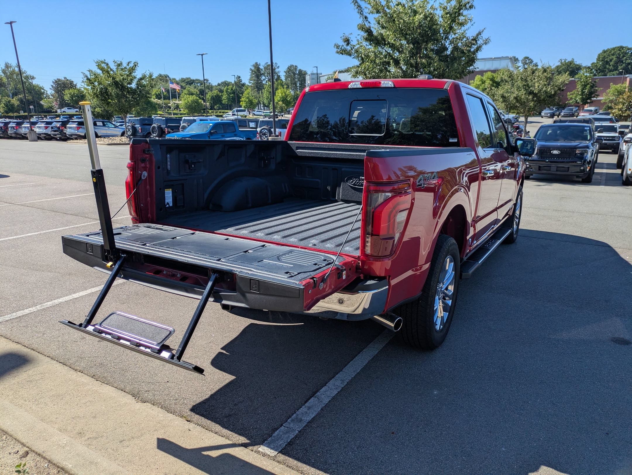 Certified 2024 Ford F150 Lariat w/ Equipment Group 502A High AWD/4WD image 38