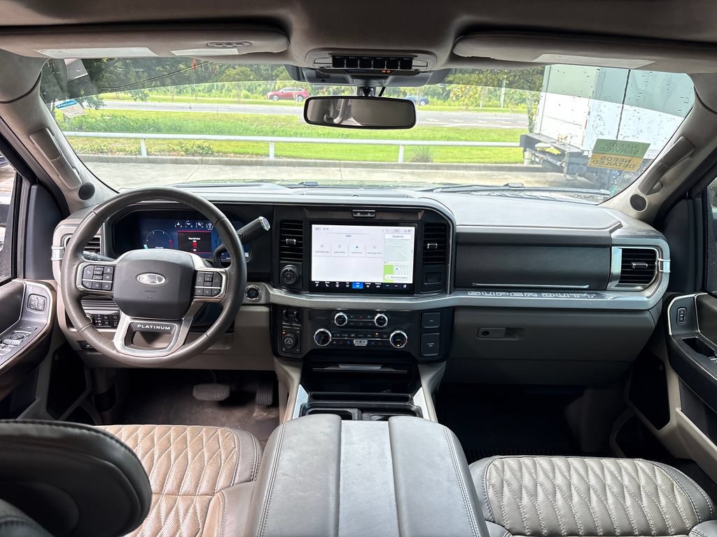 Certified 2025 Ford F250 Platinum w/ Platinum Plus Package AWD/4WD image 7