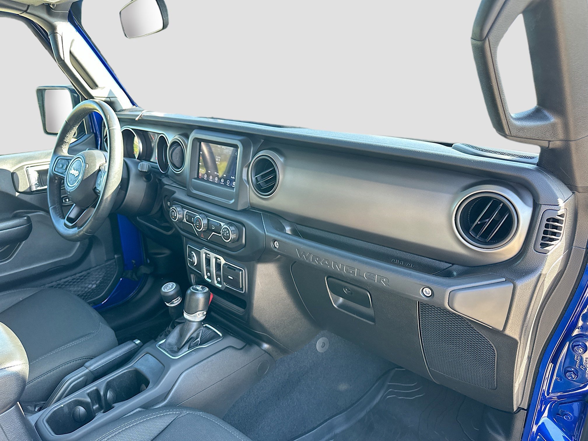 Used 2019 Jeep Wrangler Sport S image 26