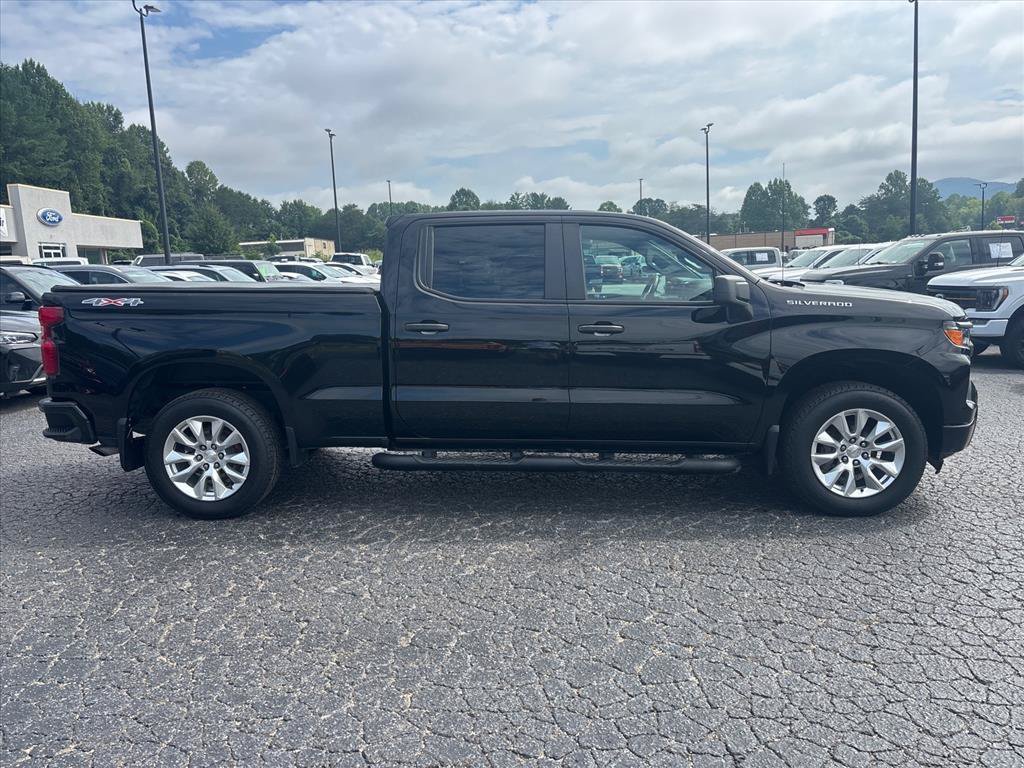 Used 2024 Chevrolet Silverado 1500 Custom AWD/4WD image 9
