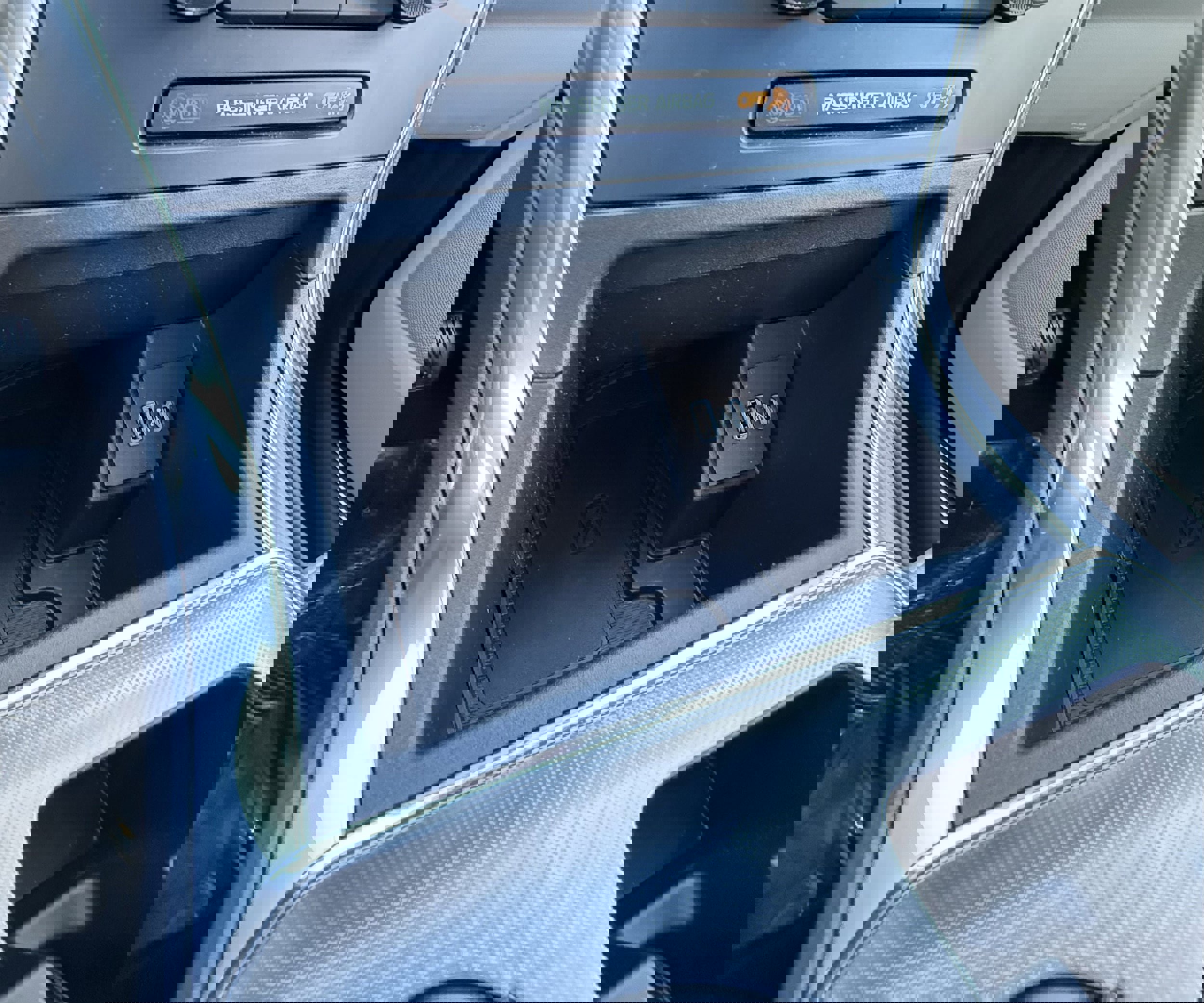 Certified 2022 Ford Edge Titanium w/ Equipment Group 301A image 19