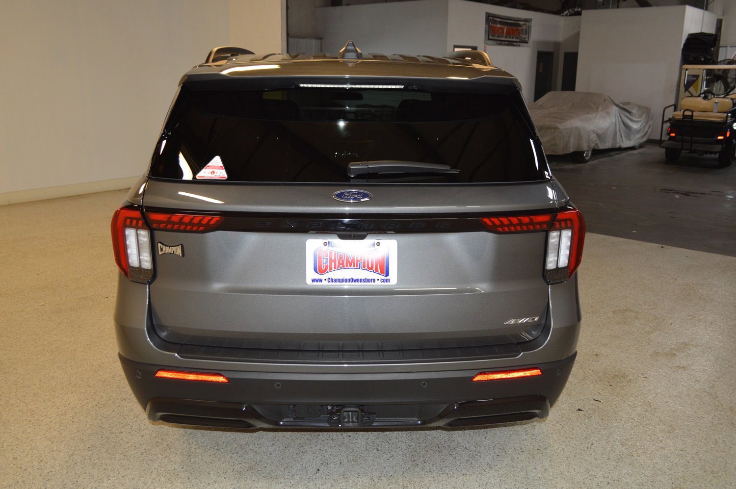 Certified 2025 Ford Explorer ST-Line image 4