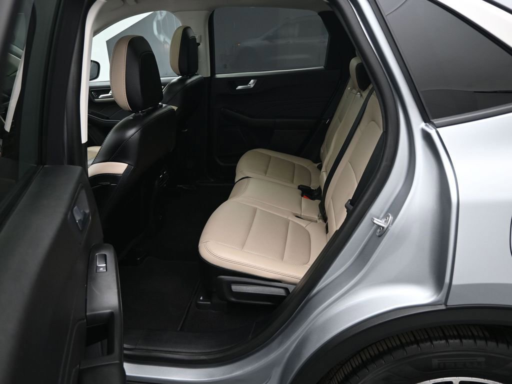 Certified 2022 Ford Escape SEL image 47
