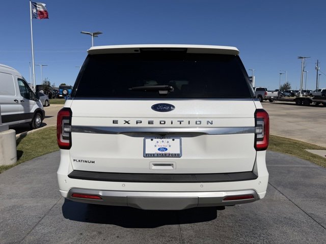 Certified 2024 Ford Expedition Platinum image 5