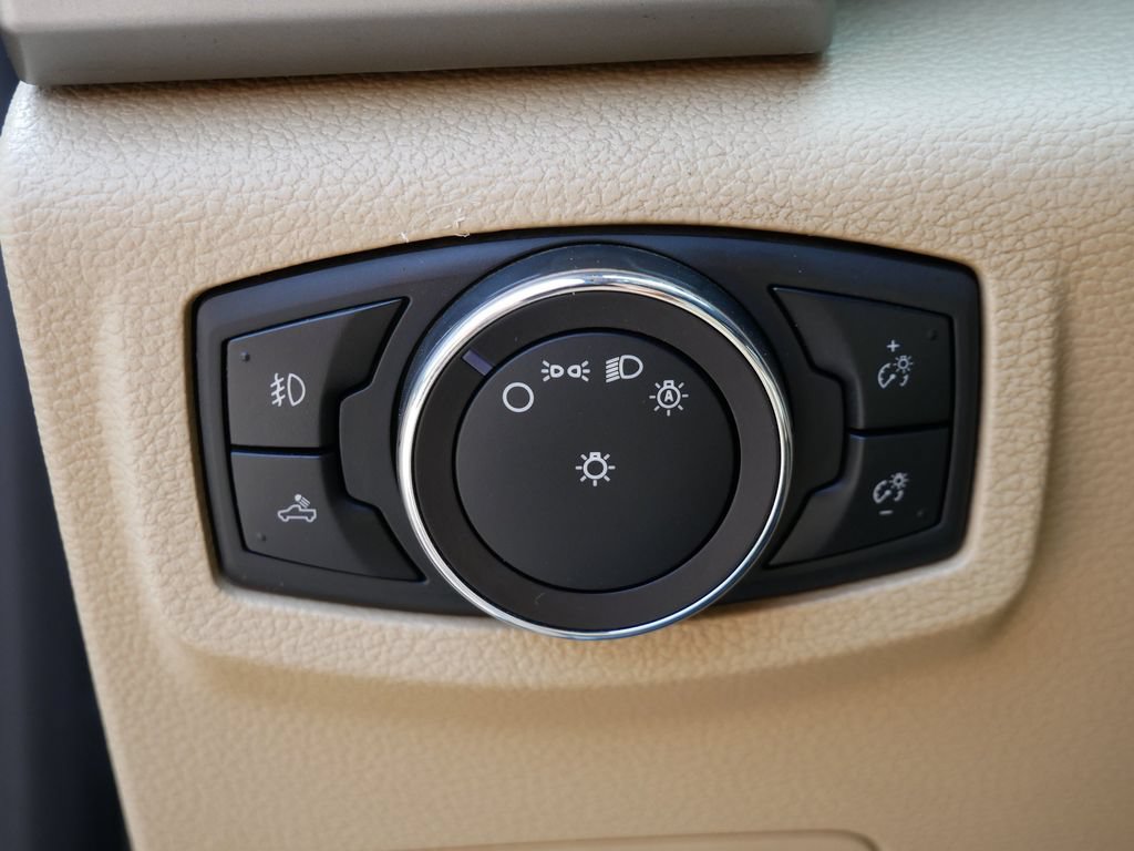 Certified 2019 Ford F250 Lariat RWD image 20