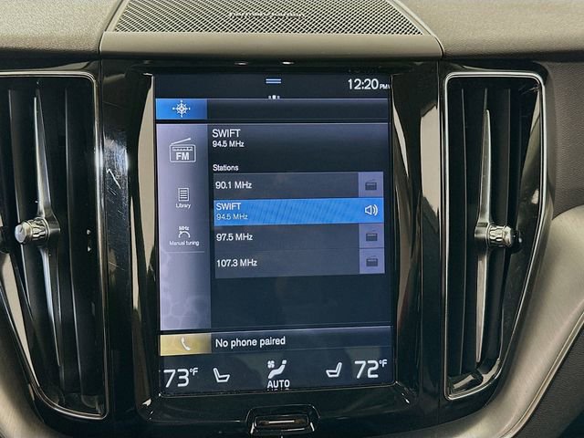 Used 2019 Volvo XC60 T5 Momentum w/ Multimedia Package image 14