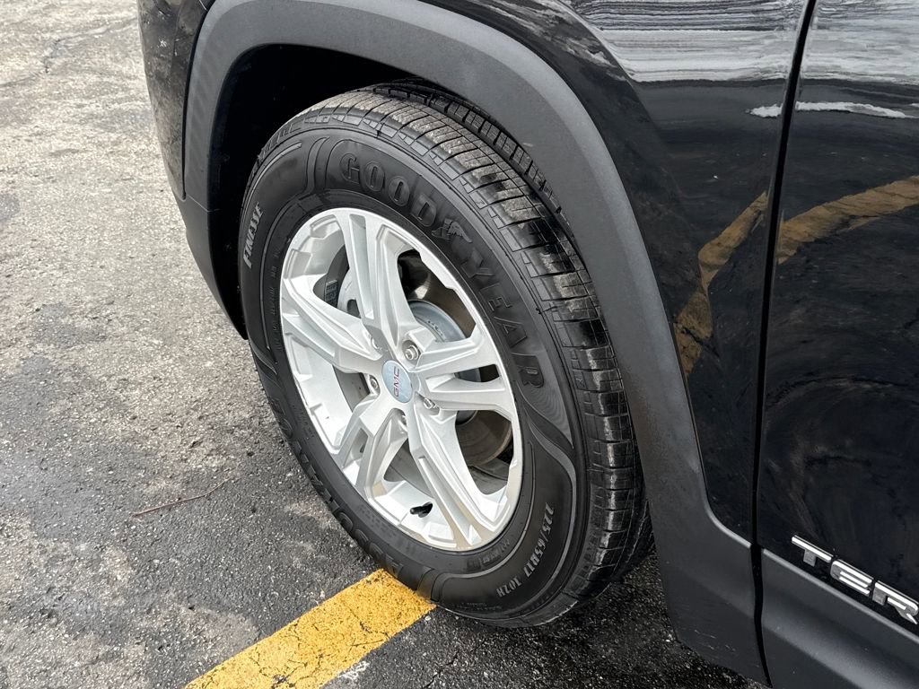 Used 2020 GMC Terrain SLE w/ Driver Convenience Package image 13