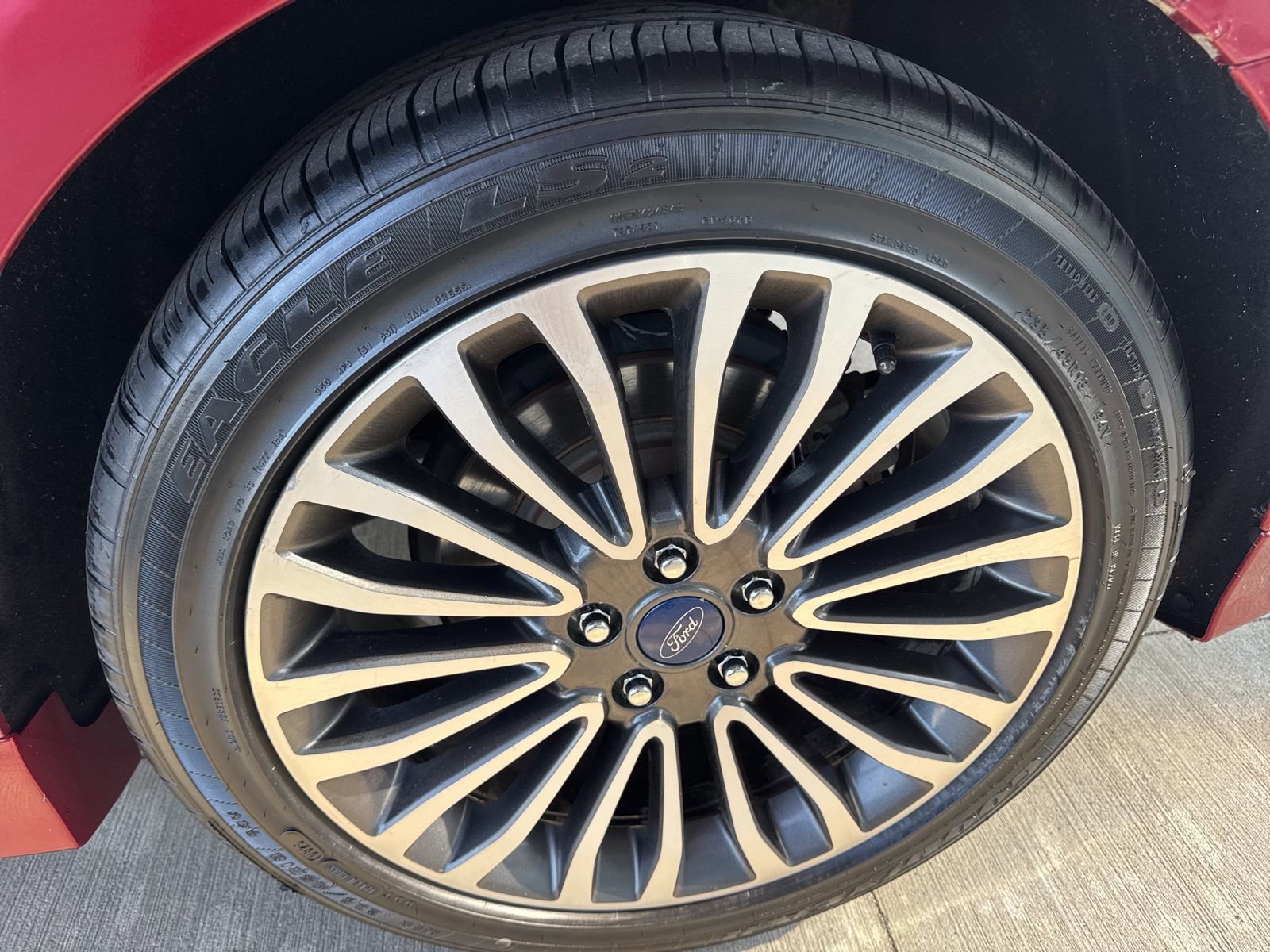 Certified 2018 Ford Fusion SE w/ Fusion SE Technology Package image 19