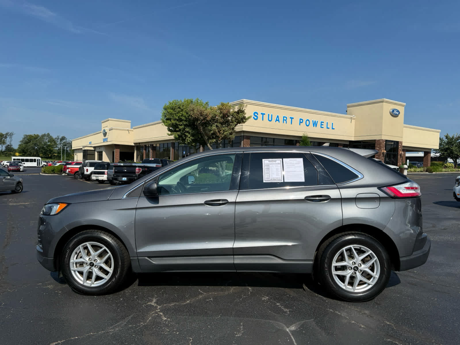 Certified 2023 Ford Edge SEL AWD/4WD image 24