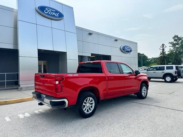 Used 2023 Chevrolet Silverado 1500 LT AWD/4WD image 16