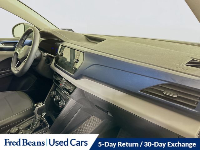 Used 2023 Volkswagen Taos SE w/ Panoramic Sunroof Package AWD/4WD image 32