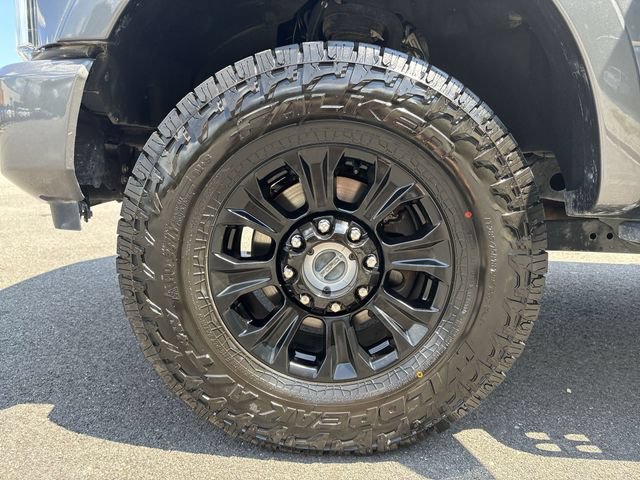 Certified 2022 Ford F250 Lariat w/ Tremor Off-Road Package AWD/4WD image 10