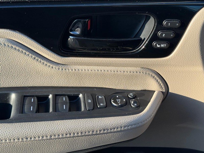 Used 2024 Honda Odyssey Elite image 26