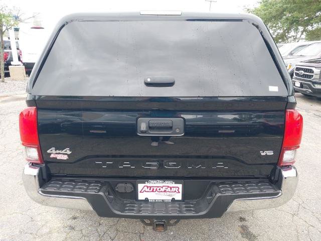 Used 2018 Toyota Tacoma SR5 w/ Exterior Package AWD/4WD image 7