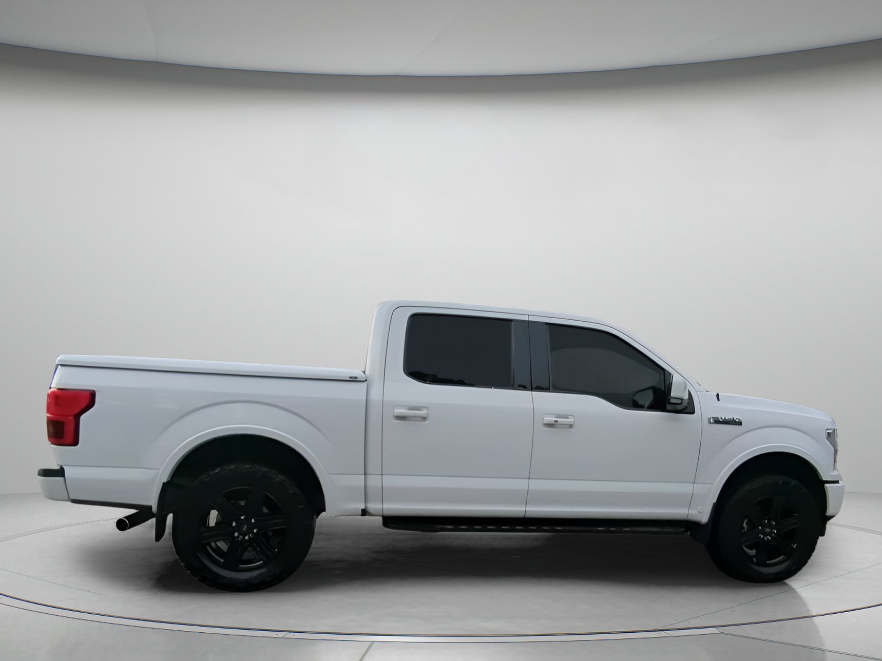 Certified 2020 Ford F150 Lariat w/ Equipment Group 502A Luxury RWD image 31