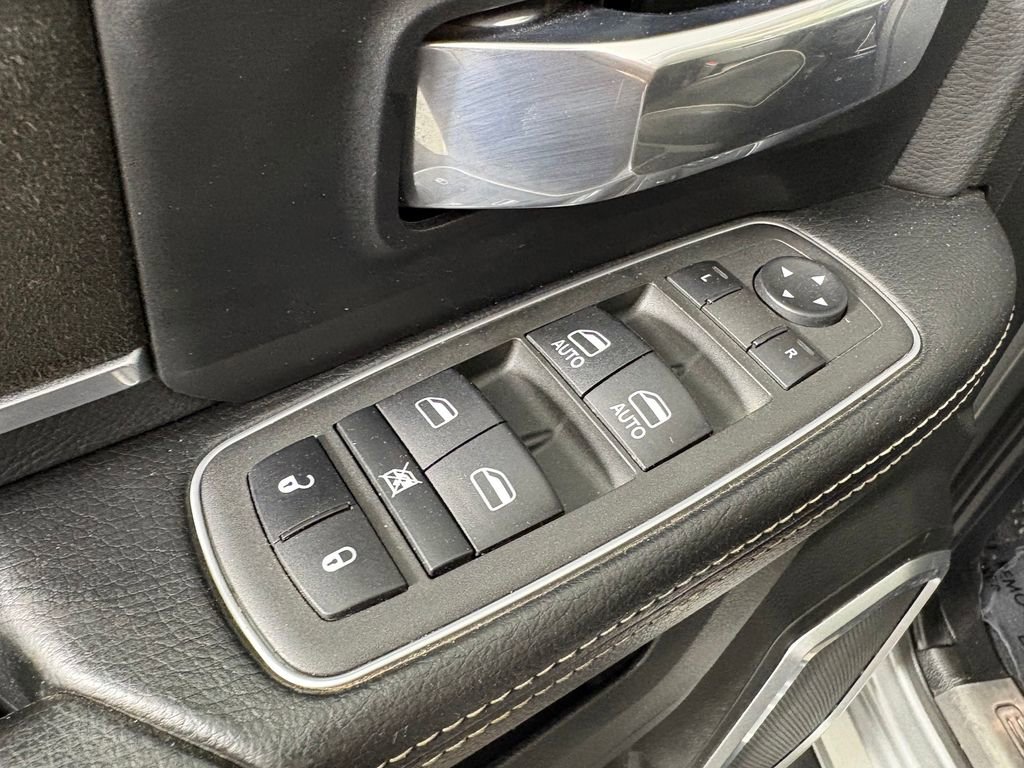 Used 2022 RAM 2500 Laramie AWD/4WD image 12
