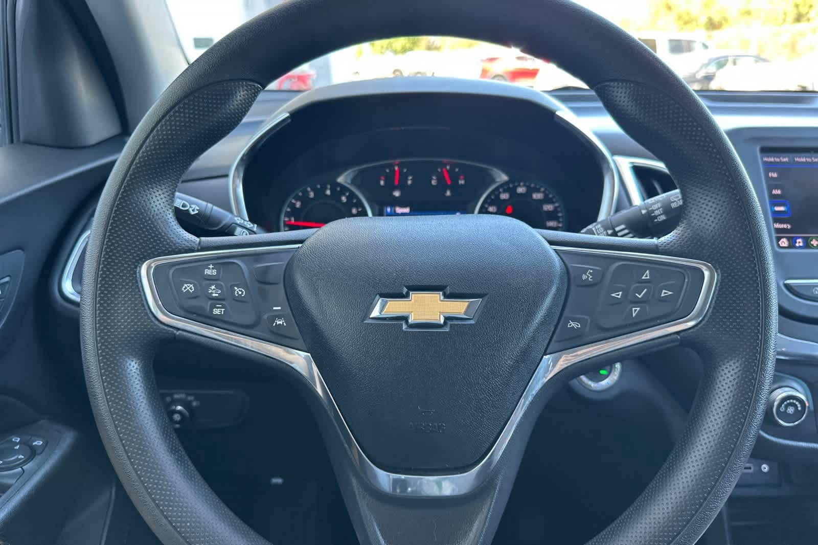Used 2020 Chevrolet Equinox LT FWD image 23