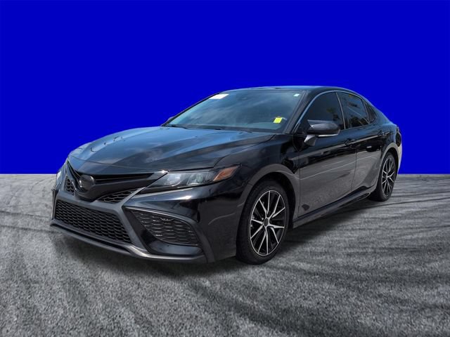 Used 2024 Toyota Camry SE w/ Convenience Package FWD image 8