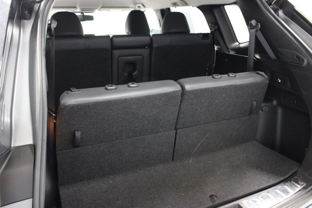 Used 2023 Mitsubishi Outlander SEL AWD/4WD image 17