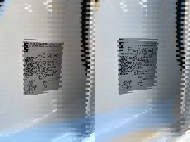 Used 2018 GMC Sierra 1500 SLT image 18