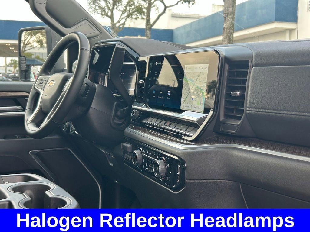 Used 2025 Chevrolet Silverado 2500 LT w/ Convenience Package image 28