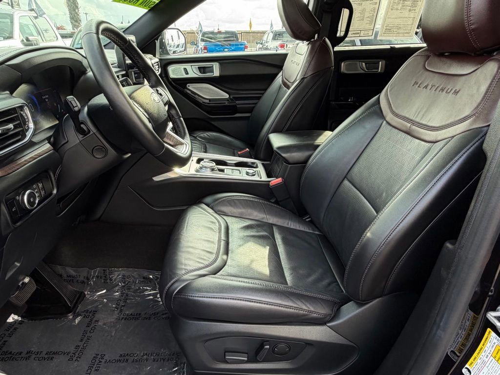 Certified 2023 Ford Explorer Platinum w/ Technology Package image 16