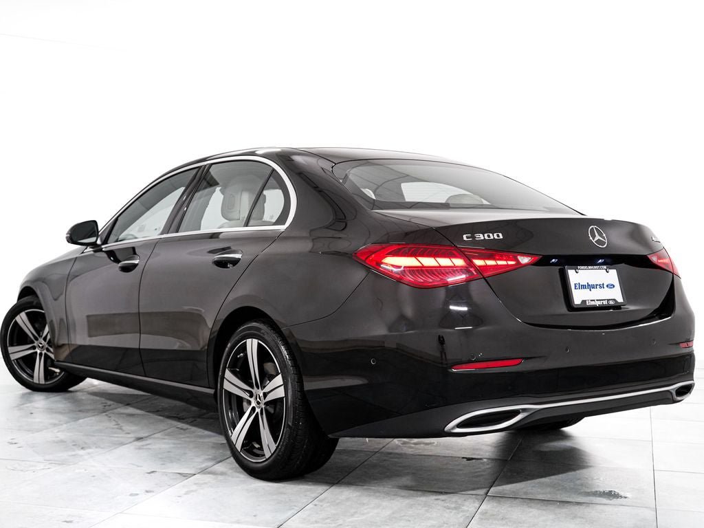 Used 2023 Mercedes-Benz C 300 4MATIC Sedan w/ Exclusive Trim Package image 5