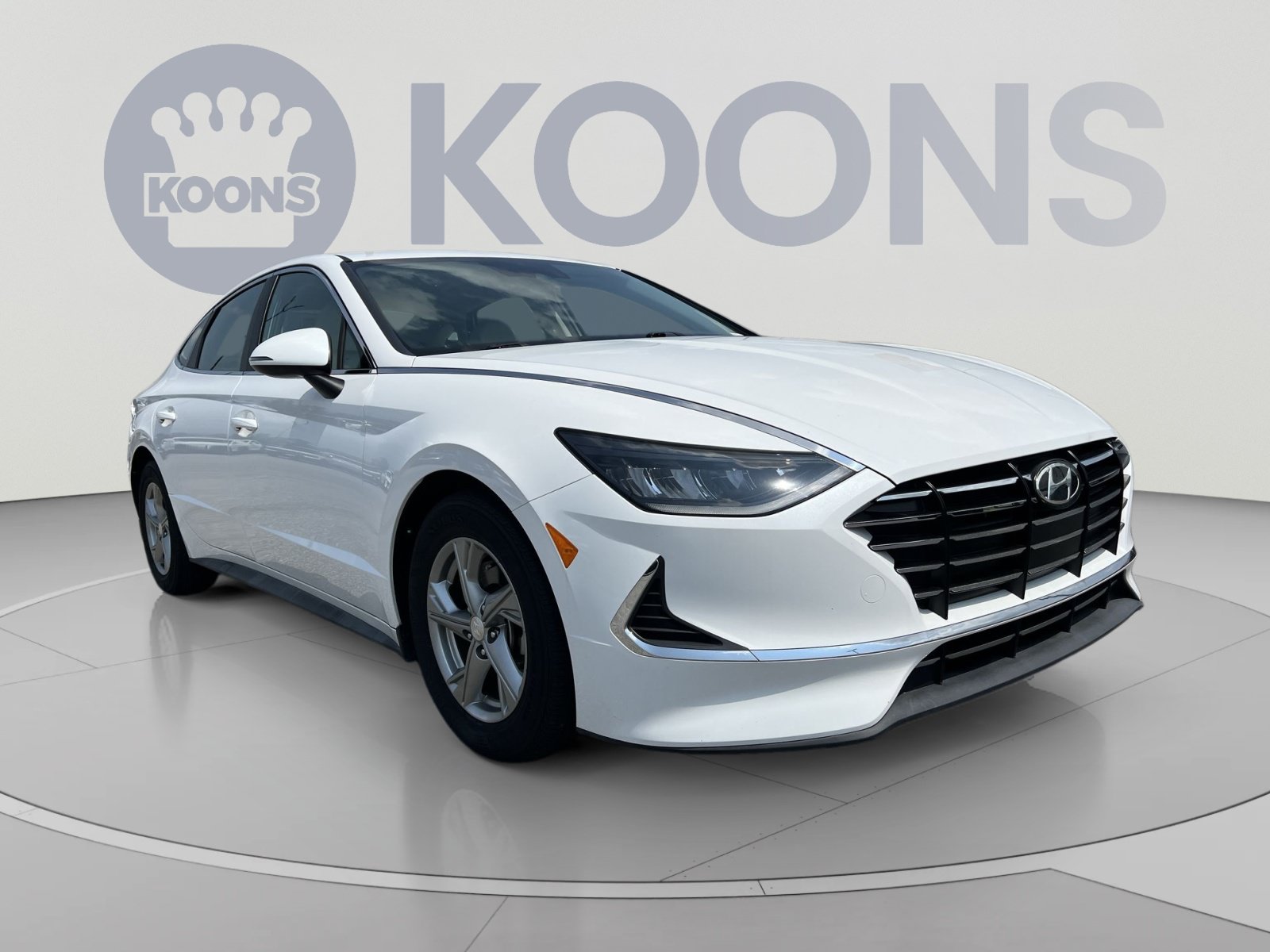 Used 2023 Hyundai Sonata SE w/ Preferred Accessory Package FWD image 10