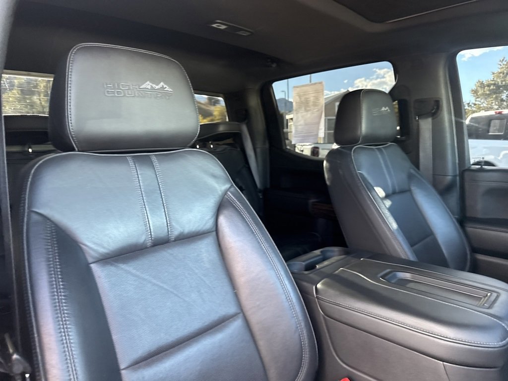 Used 2020 Chevrolet Silverado 1500 High Country w/ Technology Package image 26