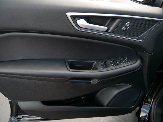 Certified 2024 Ford Edge SEL w/ Convenience Package AWD/4WD image 7