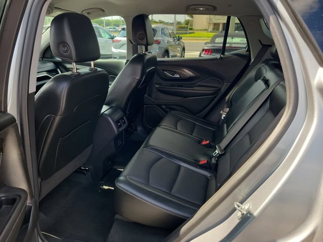 Used 2023 GMC Terrain SLT AWD/4WD image 11