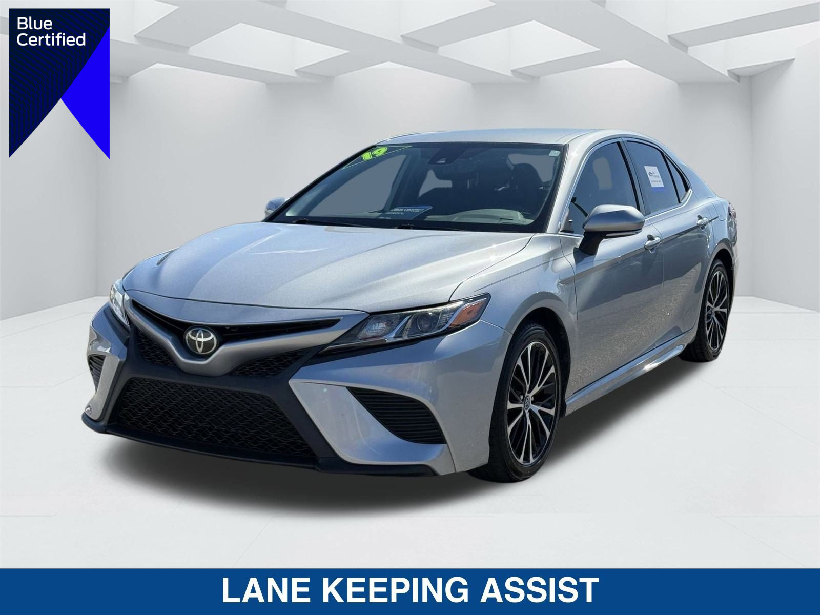 Used 2019 Toyota Camry SE