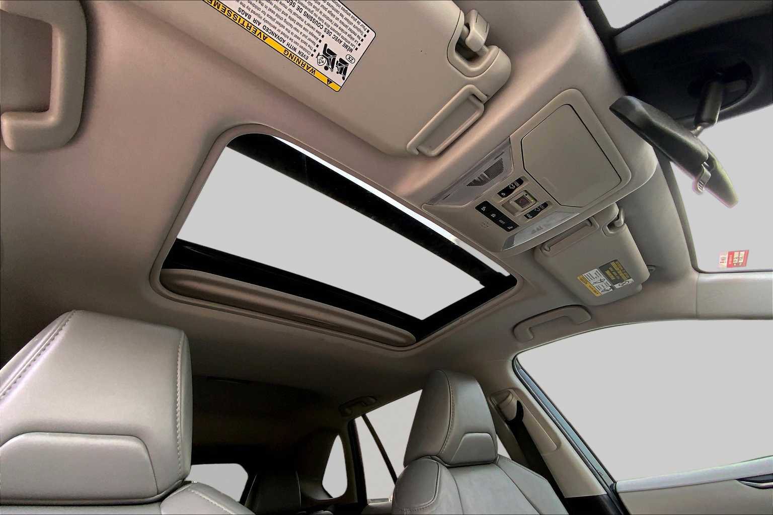Used 2021 Toyota RAV4 XLE Premium FWD image 13