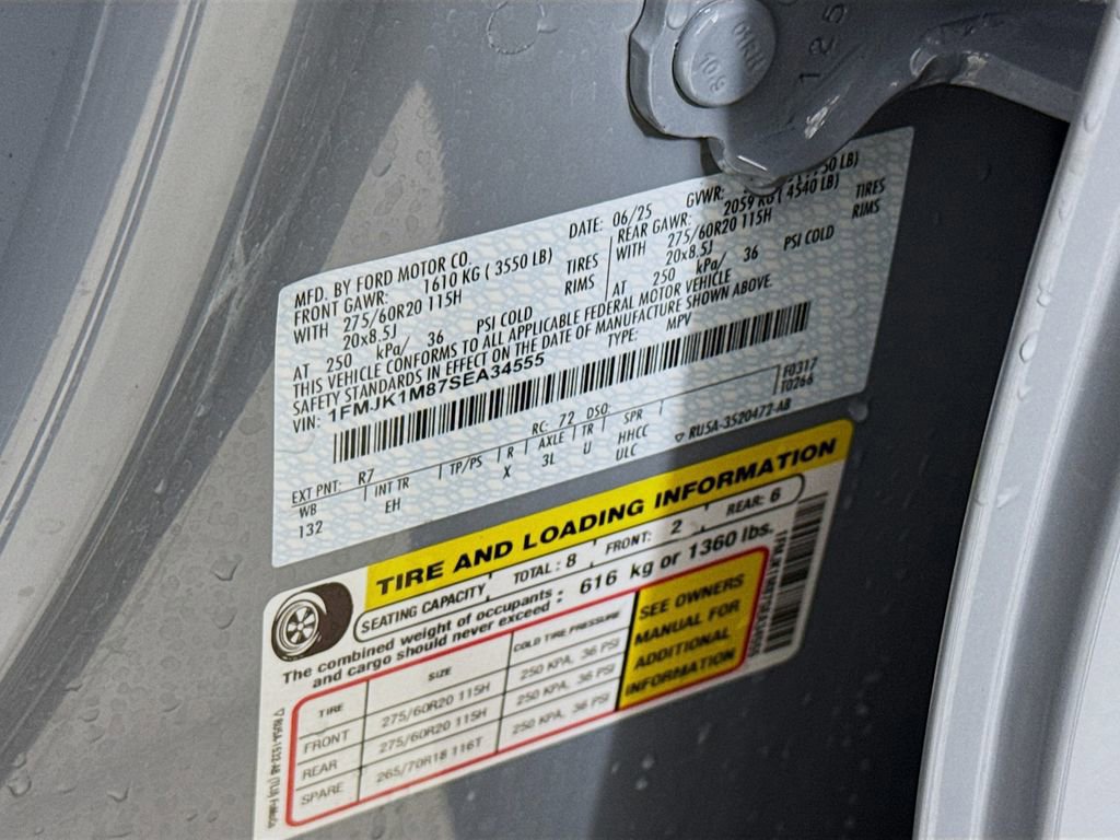 Certified 2025 Ford Expedition Max Platinum image 35