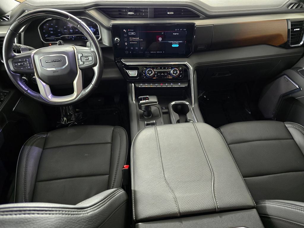 Used 2024 GMC Sierra 1500 Denali AWD/4WD image 19