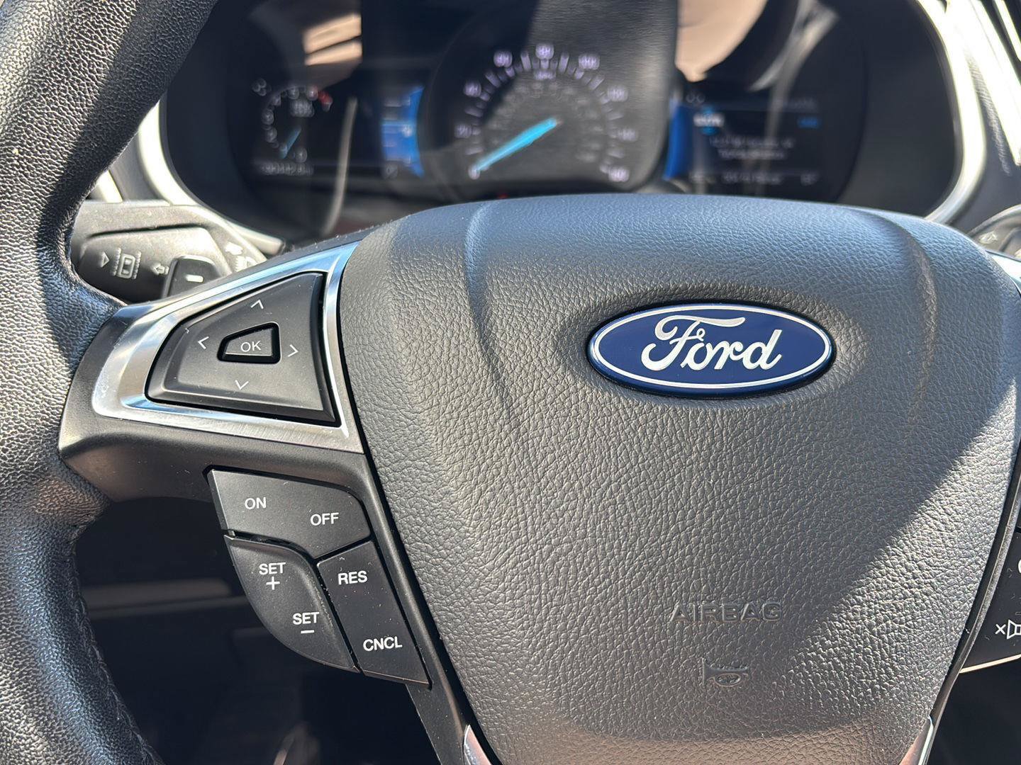 Certified 2021 Ford Edge SEL w/ Convenience Package AWD/4WD image 17