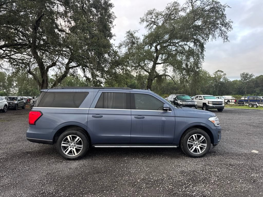 Certified 2022 Ford Expedition Max XLT RWD image 6