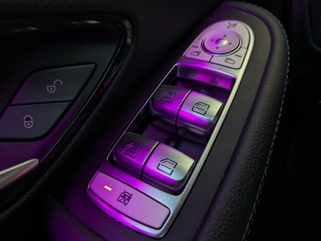 Used 2021 Mercedes-Benz C 300 Sedan w/ Premium Package image 22