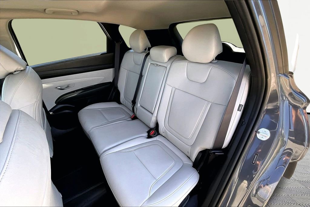 Used 2025 Hyundai Tucson SEL FWD image 26