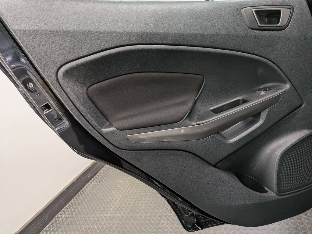 Certified 2022 Ford EcoSport SE image 22