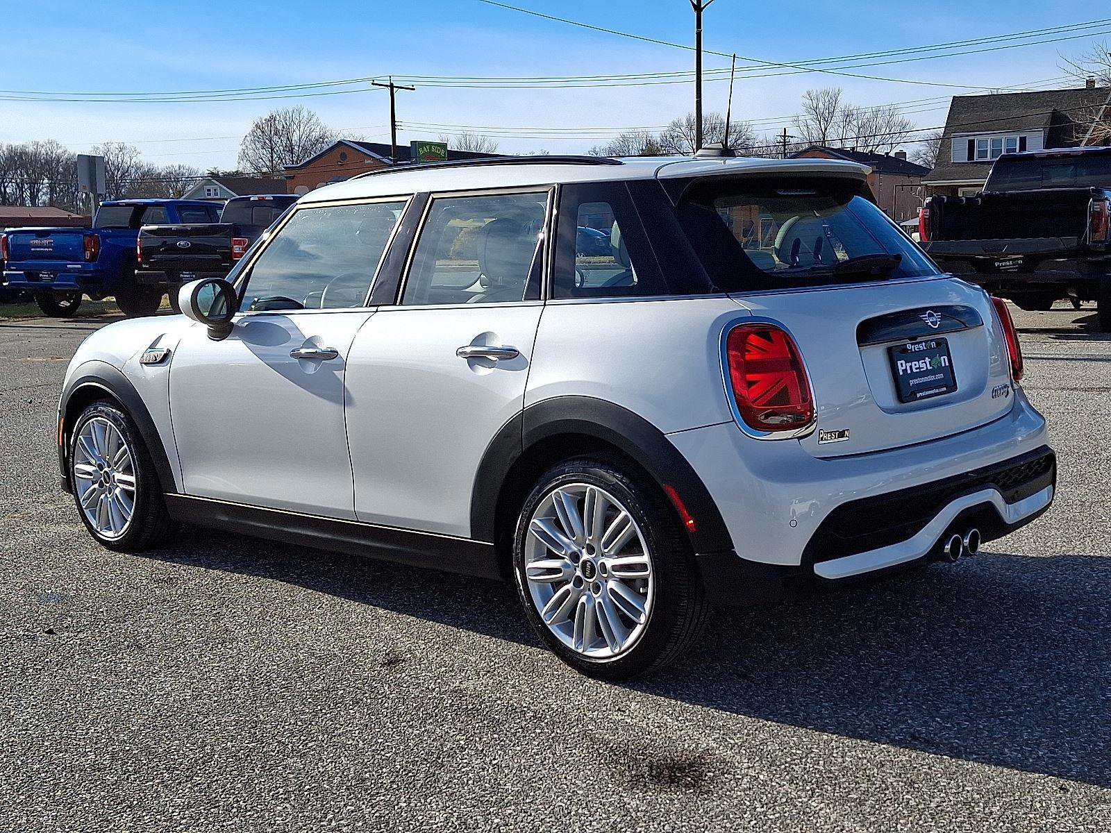 Used 2024 MINI Cooper S image 3