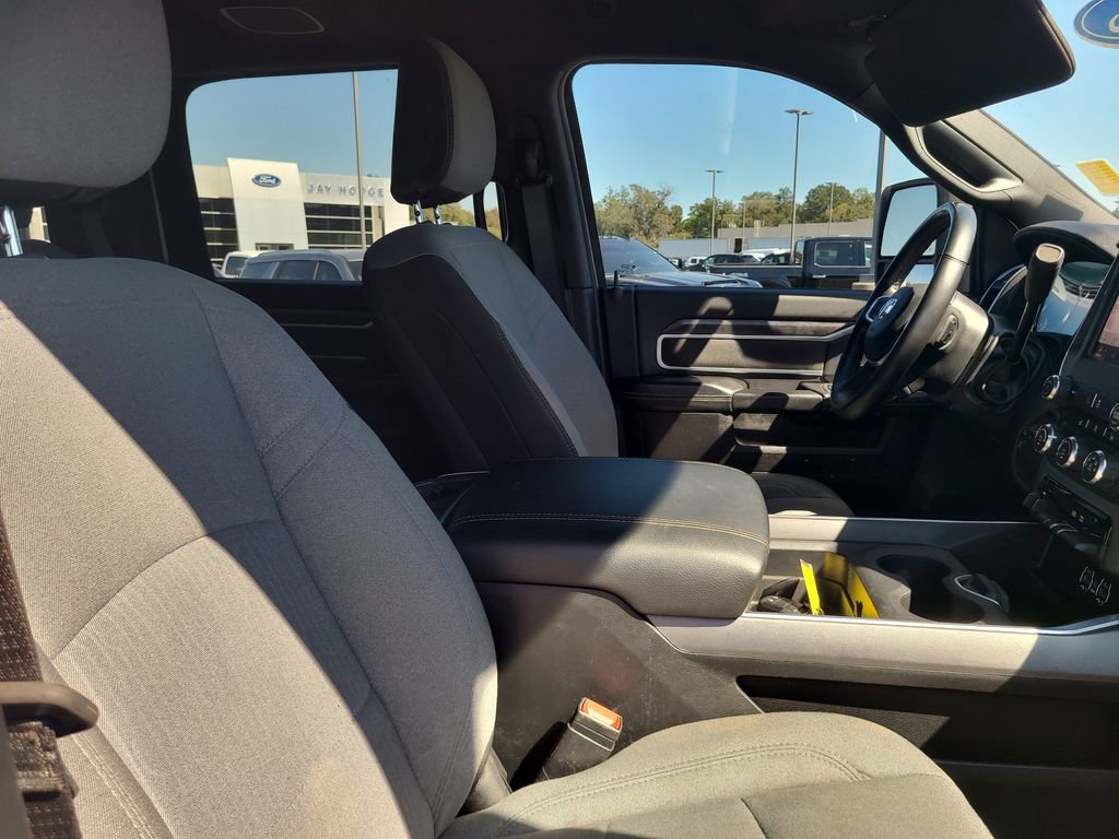 Used 2024 RAM 3500 Big Horn image 23